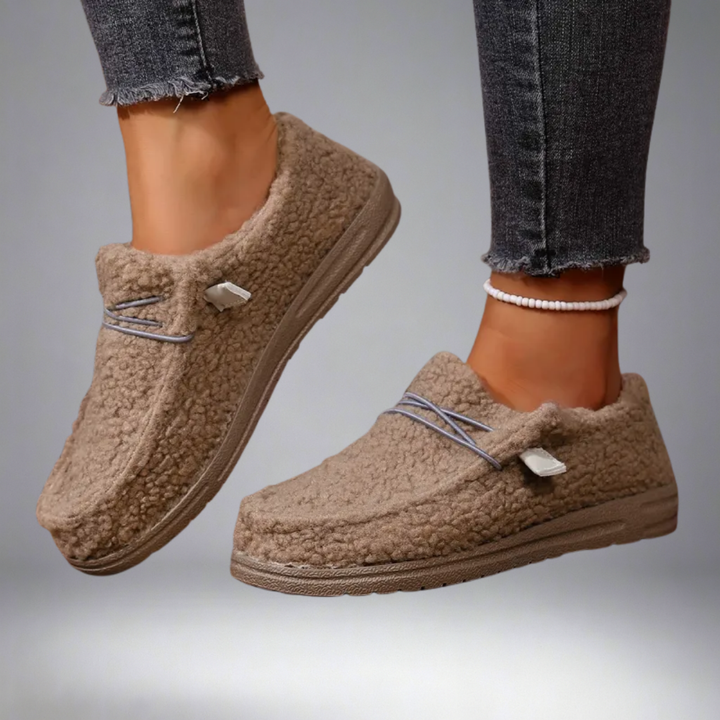 Grace & Jess | Warm Teddy Slippers