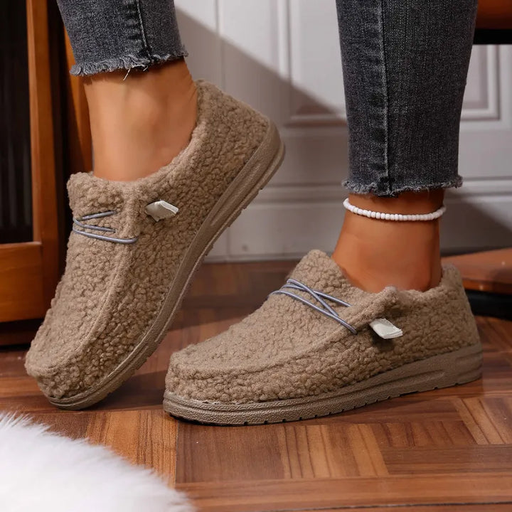Grace & Jess | Warm Teddy Slippers