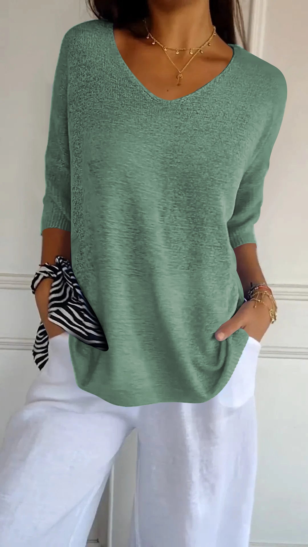 Grace & Jess | Timeless V-Neck Top