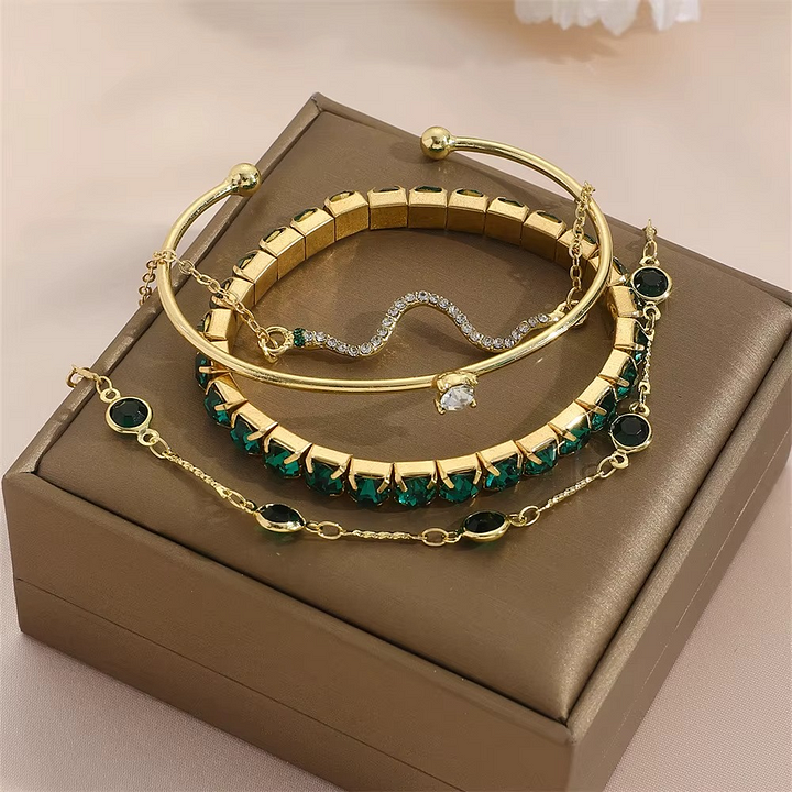 Grace & Jess | urora Emerald Bracelet Set