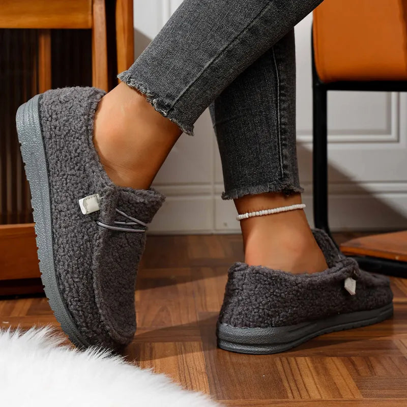 Grace & Jess | Warm Teddy Slippers