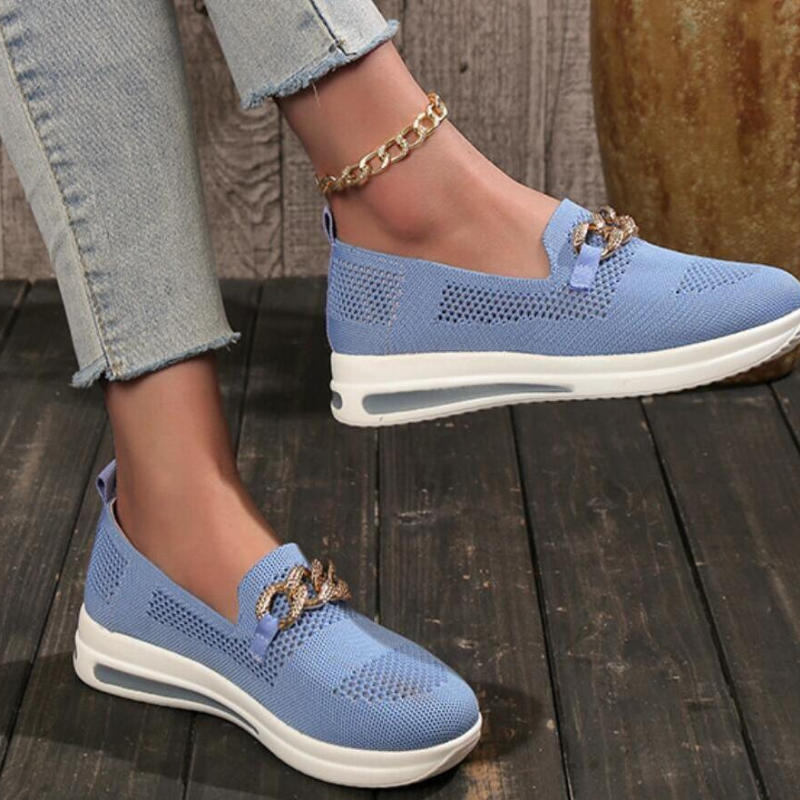 Grace & Jess | Sneakers with Chain Detail