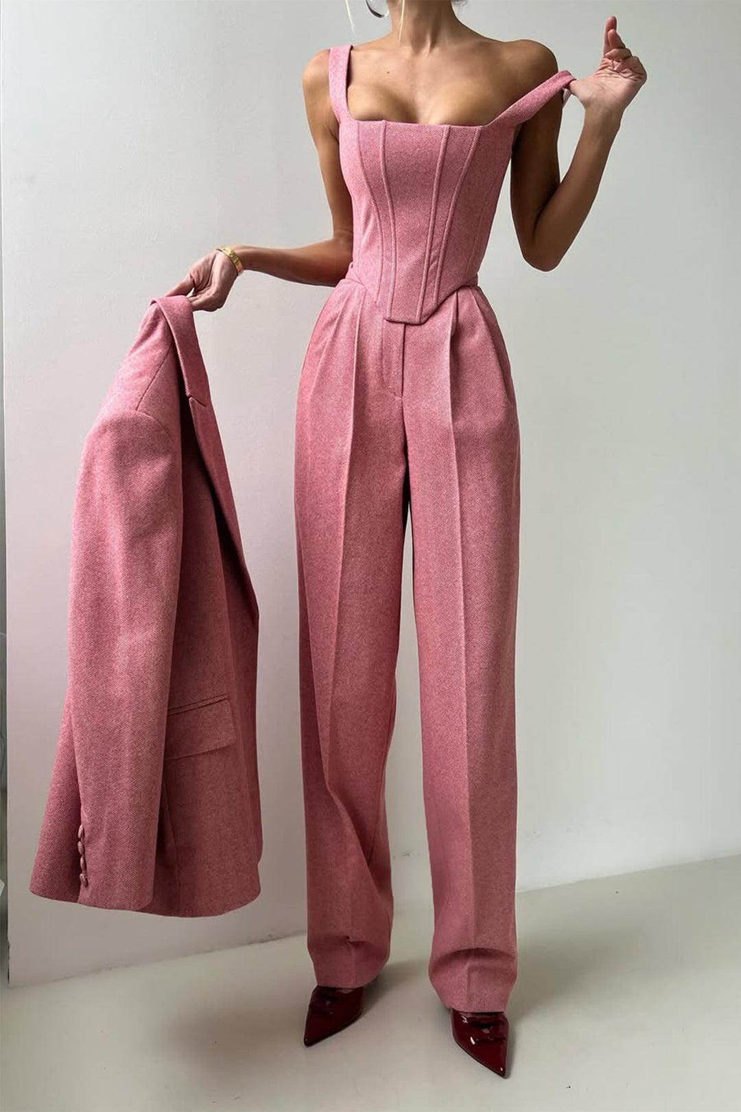 Grace & Jess | Three-piece set with double-breasted blazer