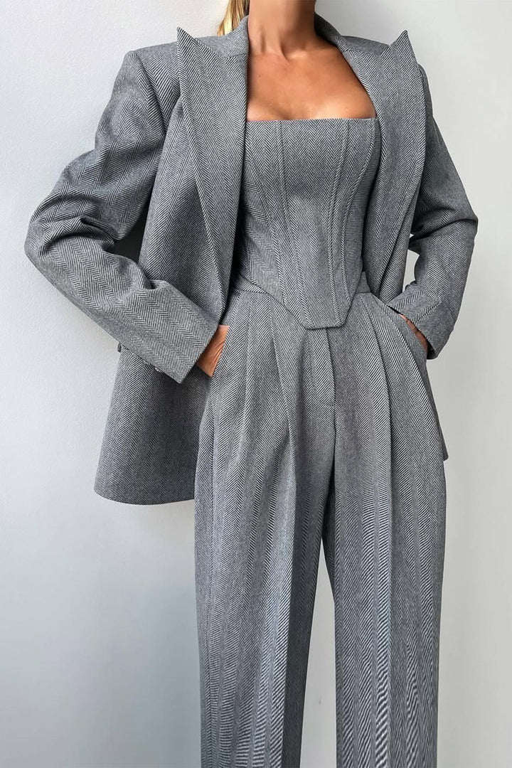 Grace & Jess | Three-piece set with double-breasted blazer