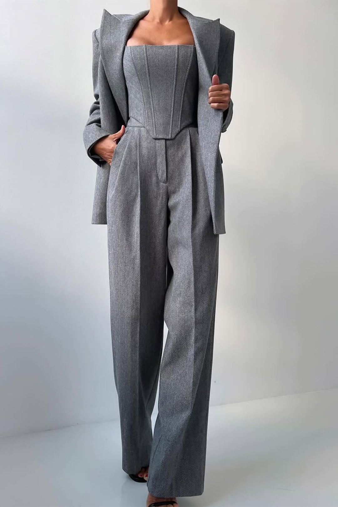 Grace & Jess | Three-piece set with double-breasted blazer