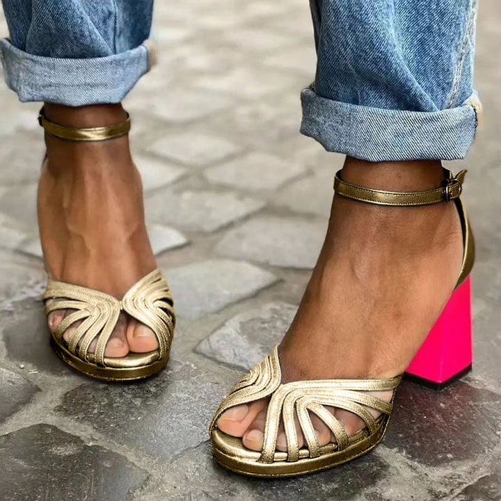 Grace & Jess | Classic sandals with ankle strap and open toes