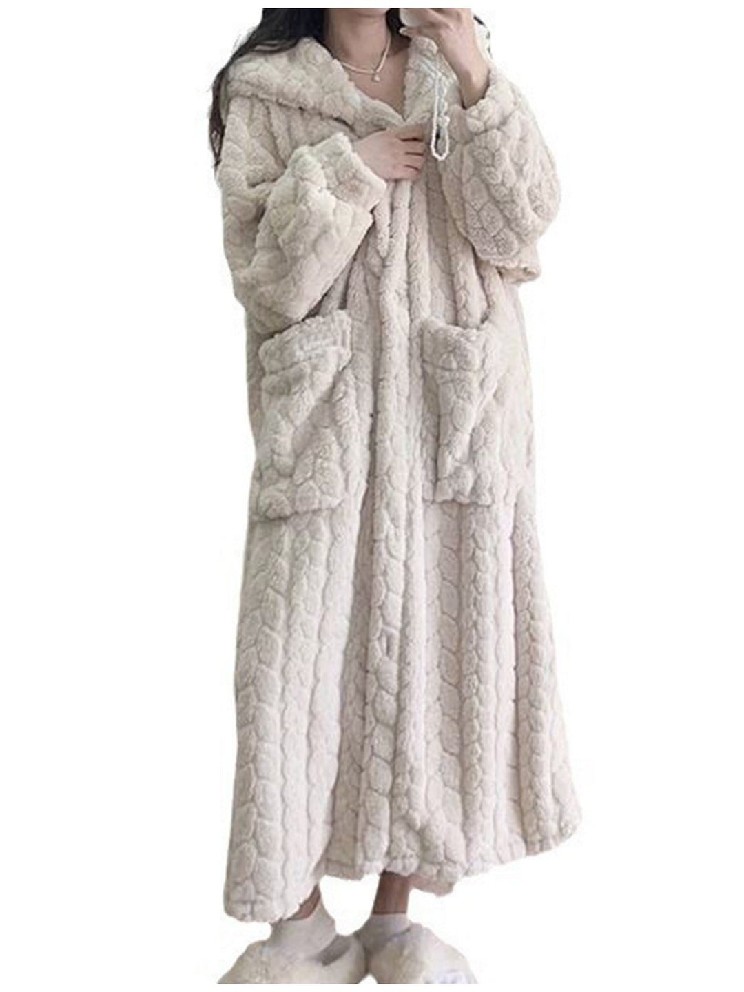 Grace & Jess | Cozy Coral Fleece Hooded Robe