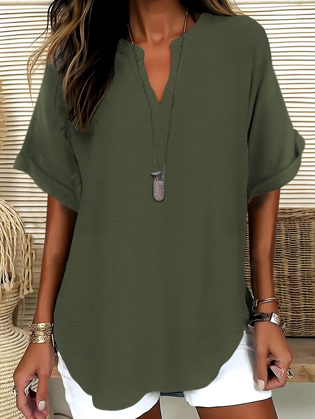 Grace & Jess |  RELAXED V-NECK EVERYDAY TEE