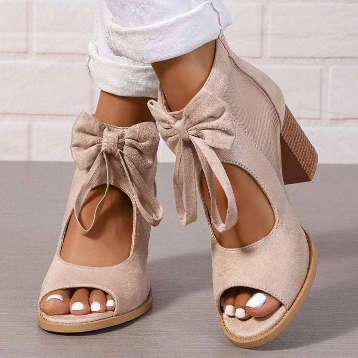 Grace & Jess | Luna Bow Heels
