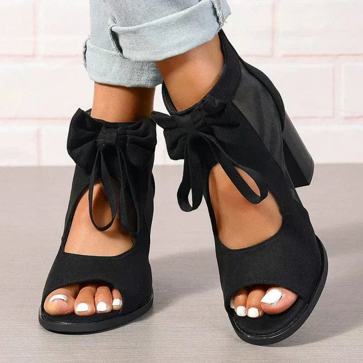 Grace & Jess | Luna Bow Heels