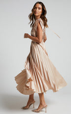 Madisyn | Women's Pleated Skirt Dress