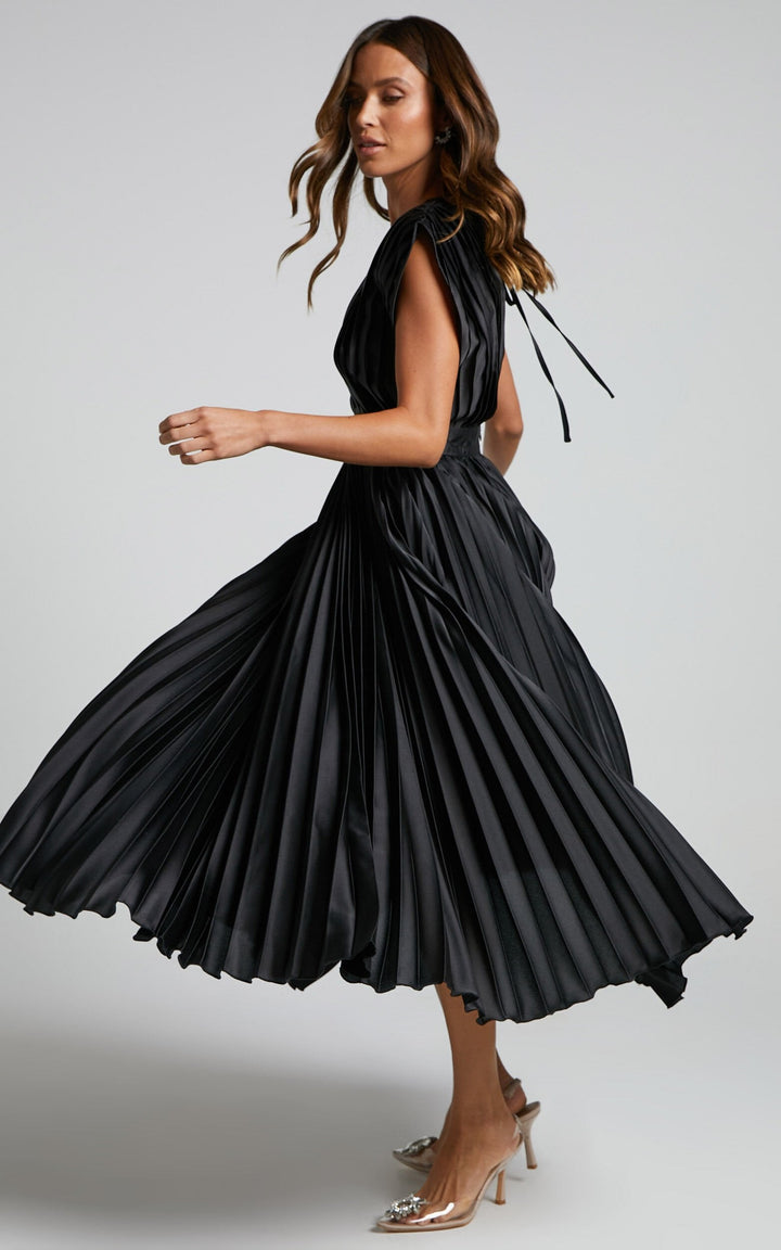 Madisyn | Women's Pleated Skirt Dress