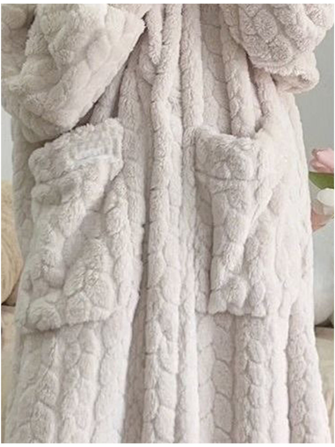 Grace & Jess | Cozy Coral Fleece Hooded Robe