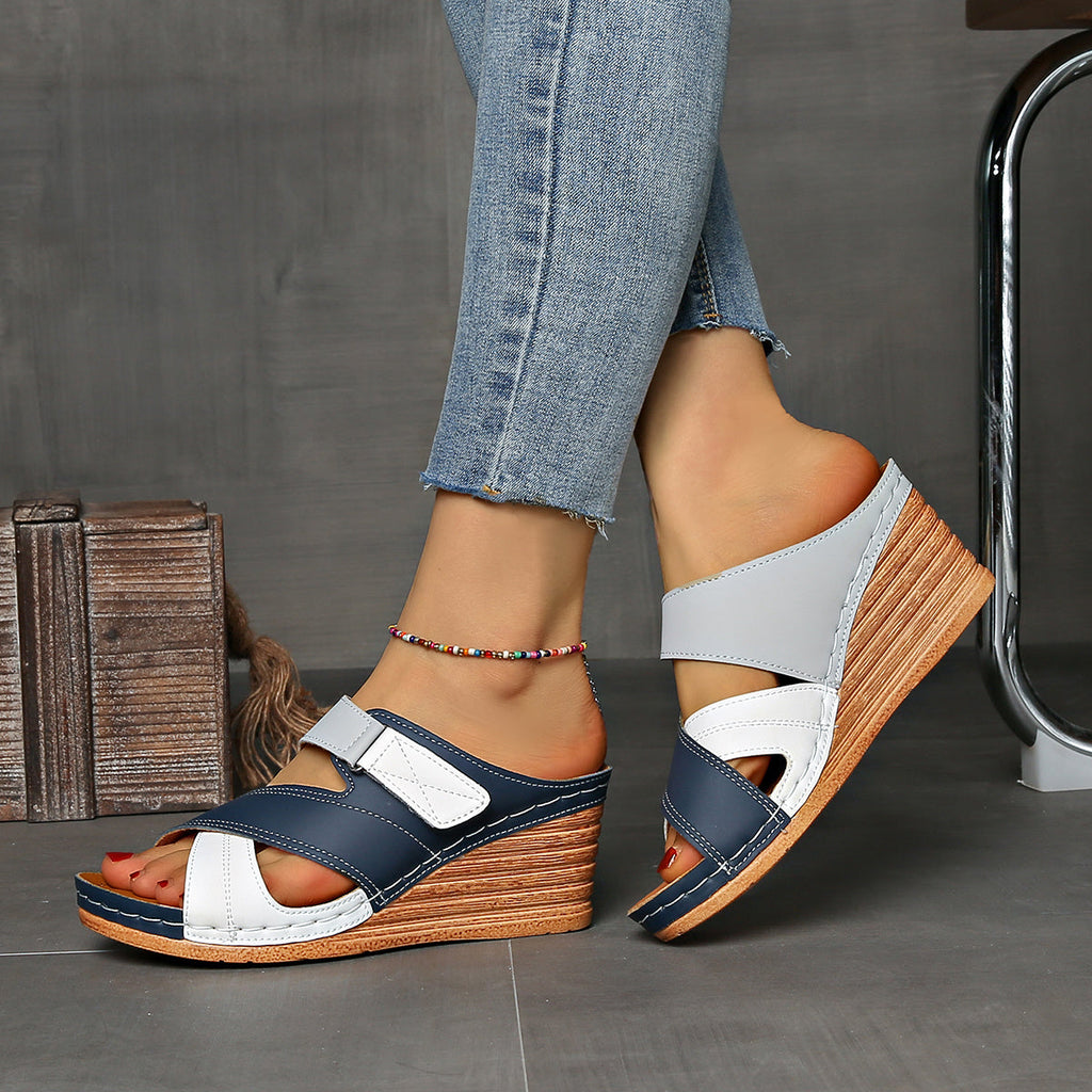 Aerith | Women's Two-Tone Wedge Summer Slides