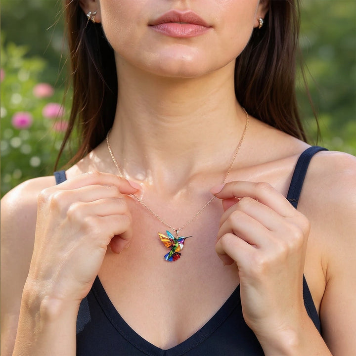 Lola | Beautiful Hummingbird Necklace