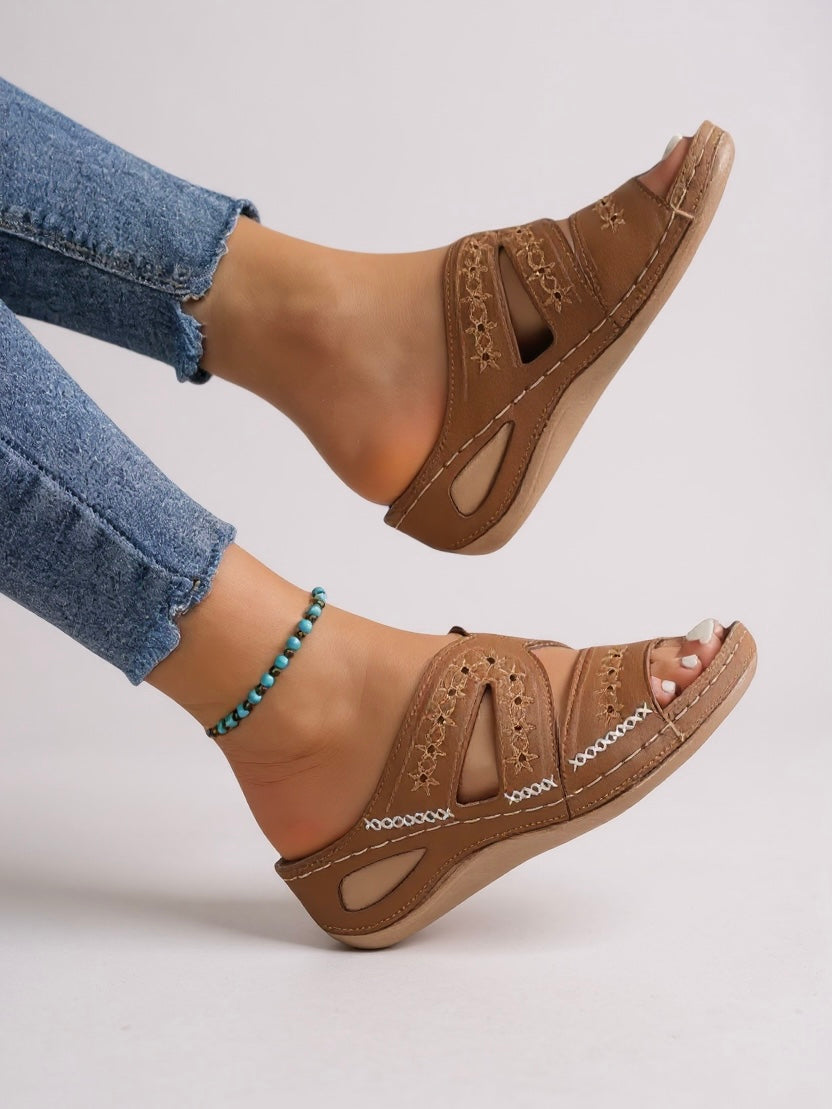 Tamsin | Women's Stylish Slide Sandals with Embroidered Detail