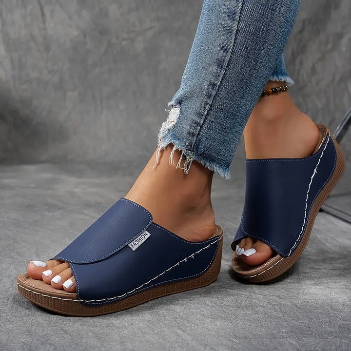 Mechtild | Women's Open Toe Wedge Support Slides
