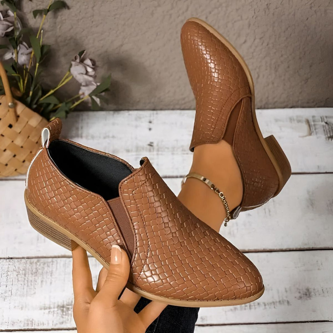 Adele | Women's Comfort Oxford Shoes