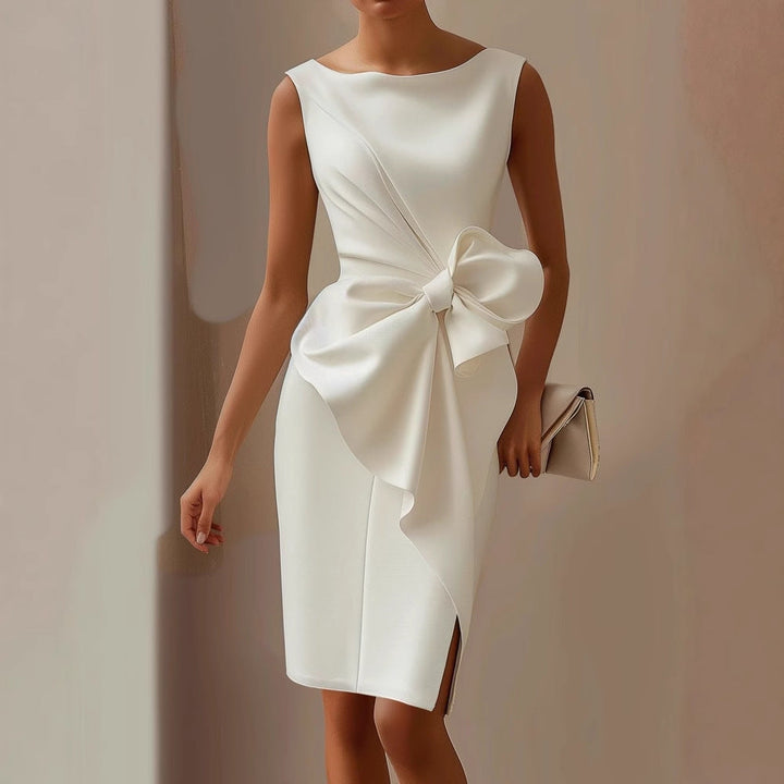 Quinn | Women's Elegant Bow Detail Dress