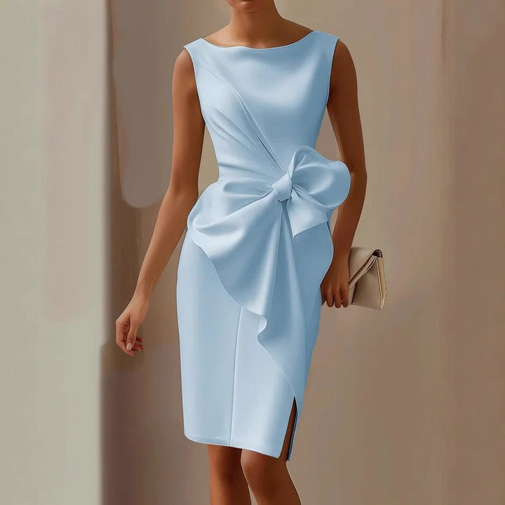 Quinn | Women's Elegant Bow Detail Dress