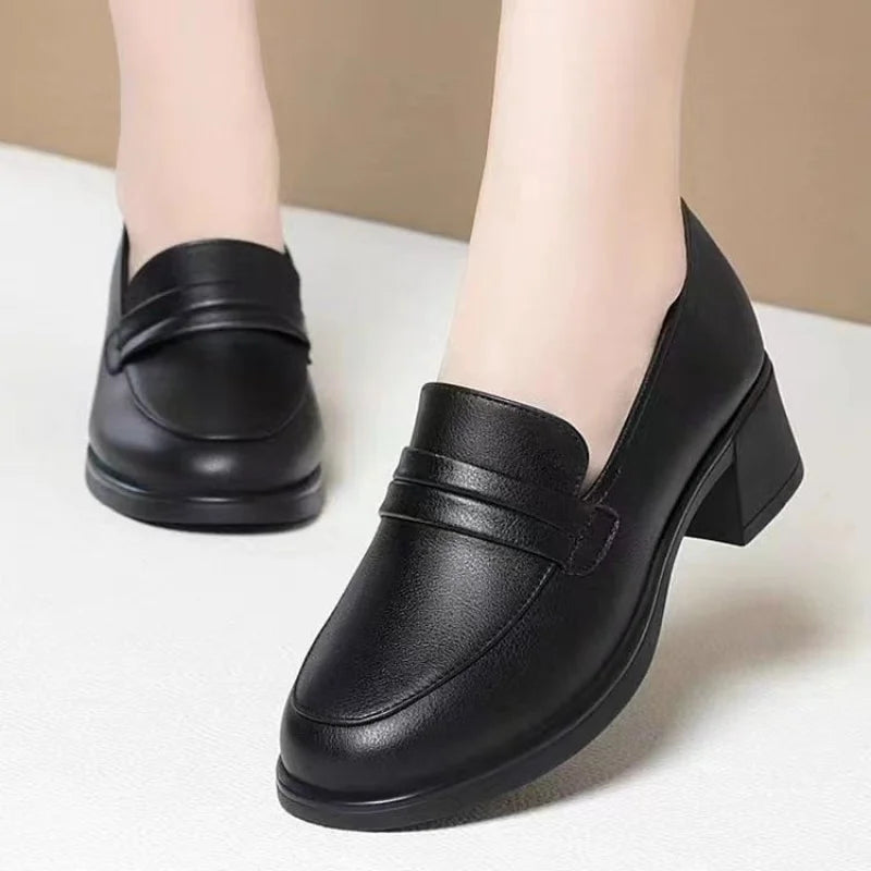 Elora | Women's Classic Block-Heeled Mary Janes