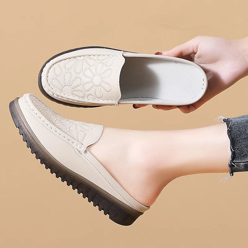 Alessia | Women's Floral Slip On Clogs with Cushioned Sole