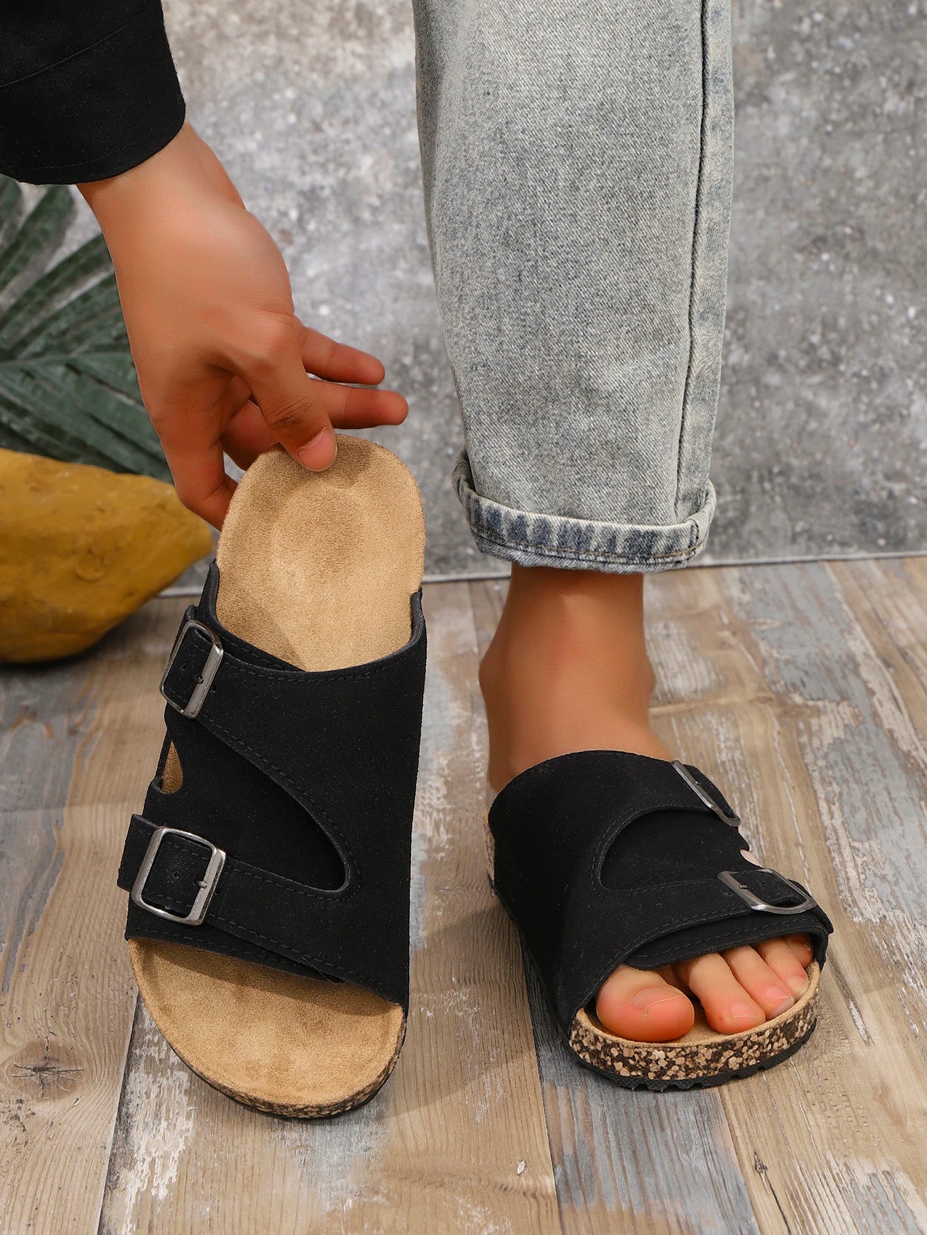 Freya | Women's Flat Slide Sandals with Buckle Detail