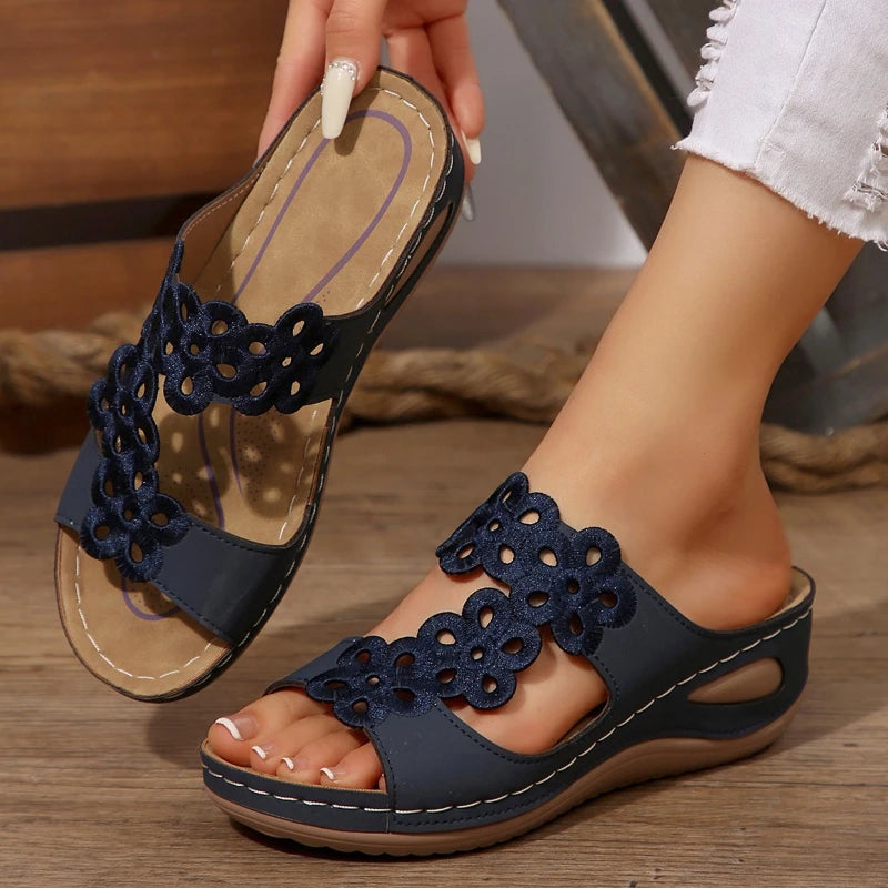 Seren | Women's Floral Charm Sandals for Beach with Cushioned Footbed