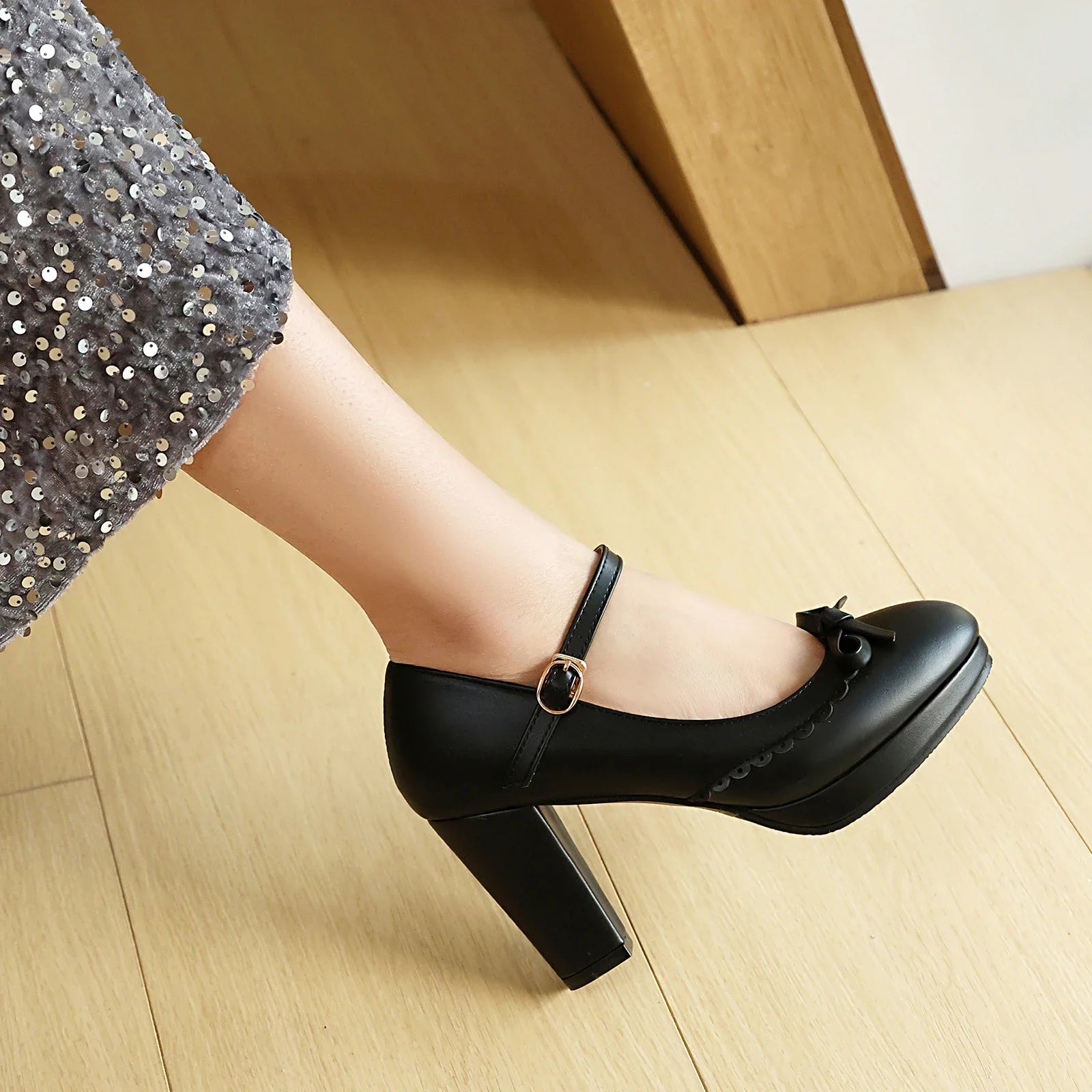Idris | Women's Classic Platform Mary Janes with Bow