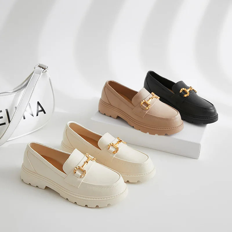Juniper | Women's Chic Platform Mary Janes with Buckle Detail