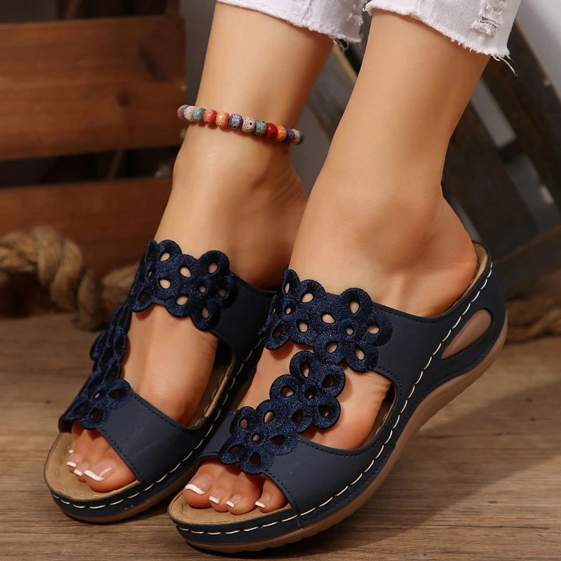 Seren | Women's Floral Charm Sandals for Beach with Cushioned Footbed