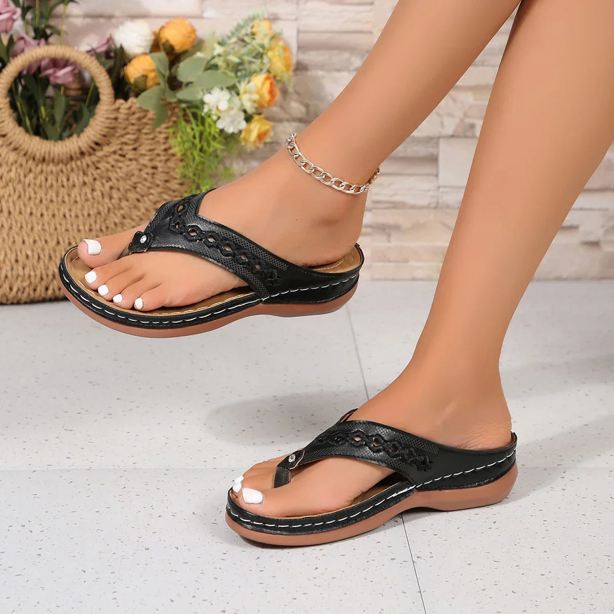 Aria | Women's Stylish Lattice Design Slides