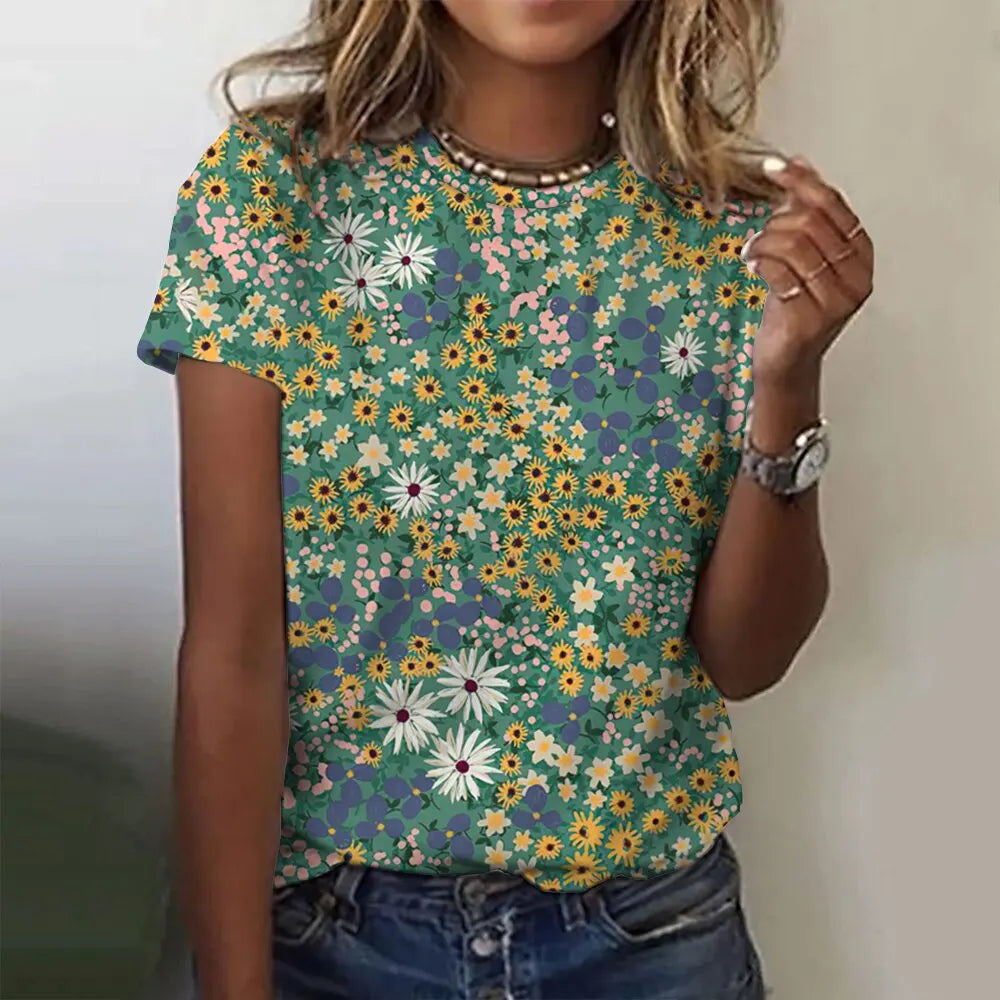 Jarlath | Women's Bold Floral Graphic Short Sleeve T-Shirt