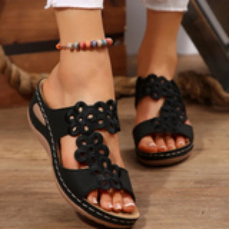 Seren | Women's Floral Charm Sandals for Beach with Cushioned Footbed