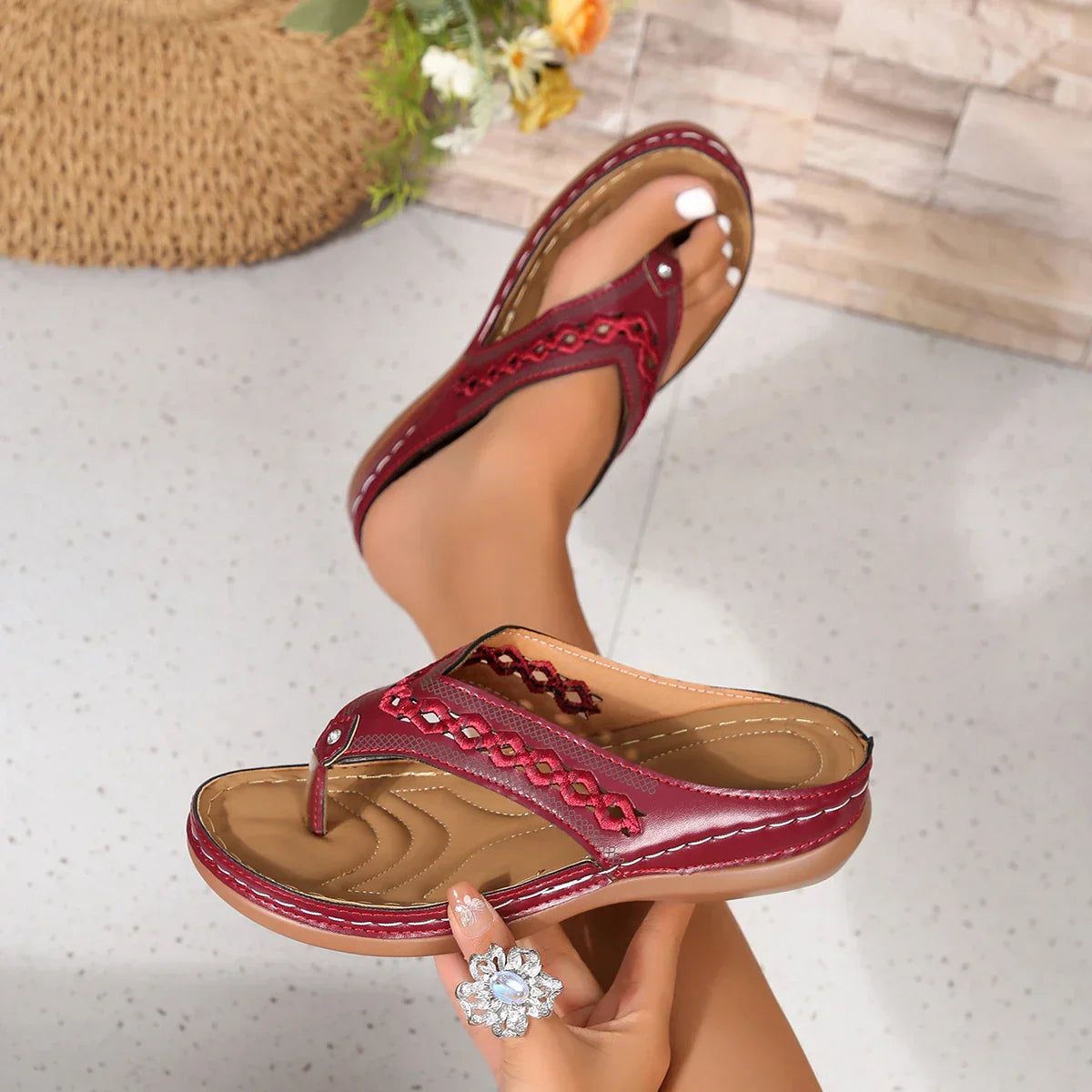 Aria | Women's Stylish Lattice Design Slides