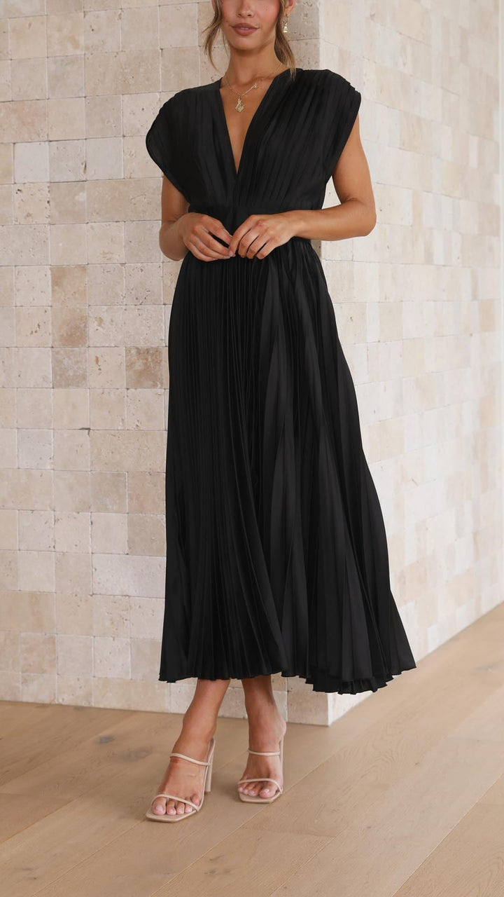 Lucasta | Women's Pleated V Neck Maxi Dress