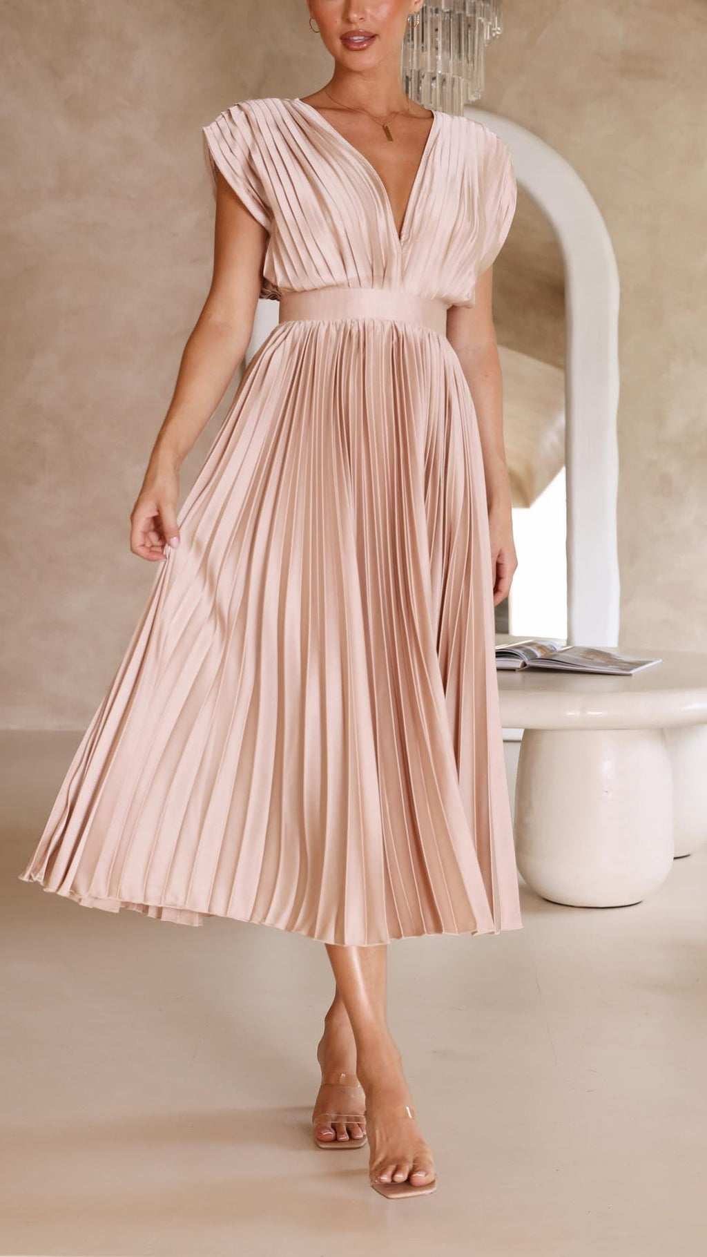 Lucasta | Women's Pleated V Neck Maxi Dress