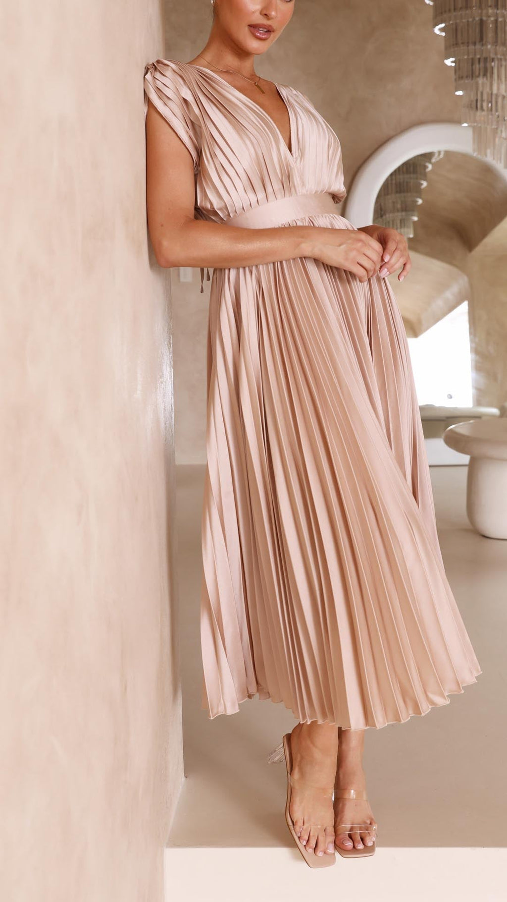 Lucasta | Women's Pleated V Neck Maxi Dress
