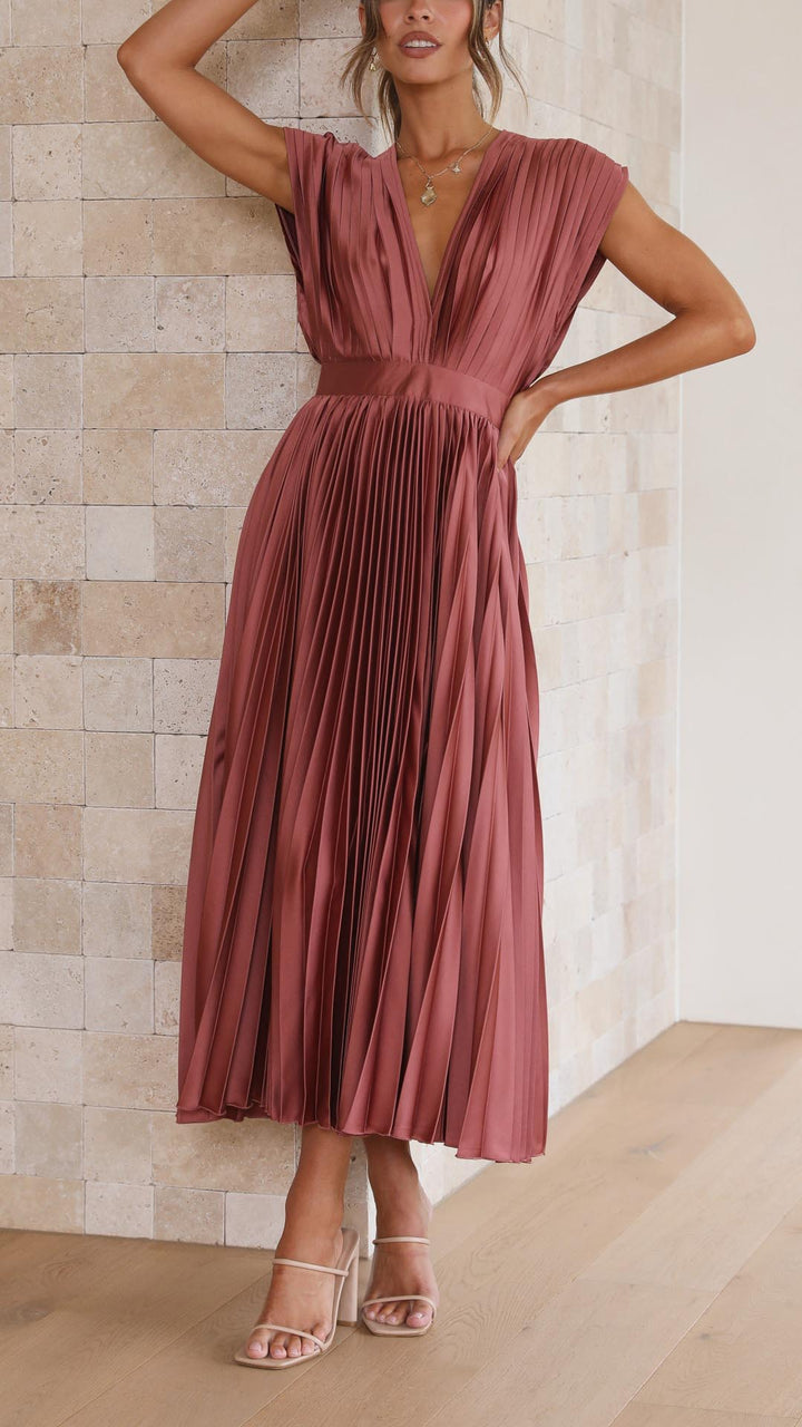 Lucasta | Women's Pleated V Neck Maxi Dress