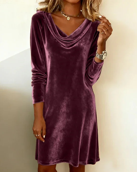 Serena – Luxe, flowing velvet dress
