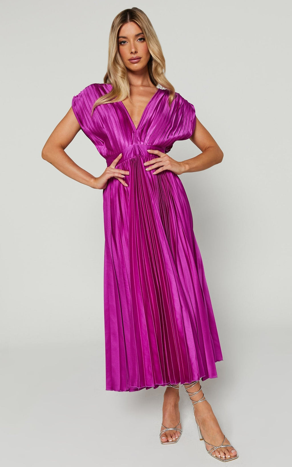 Madisyn | Women's Pleated Skirt Dress