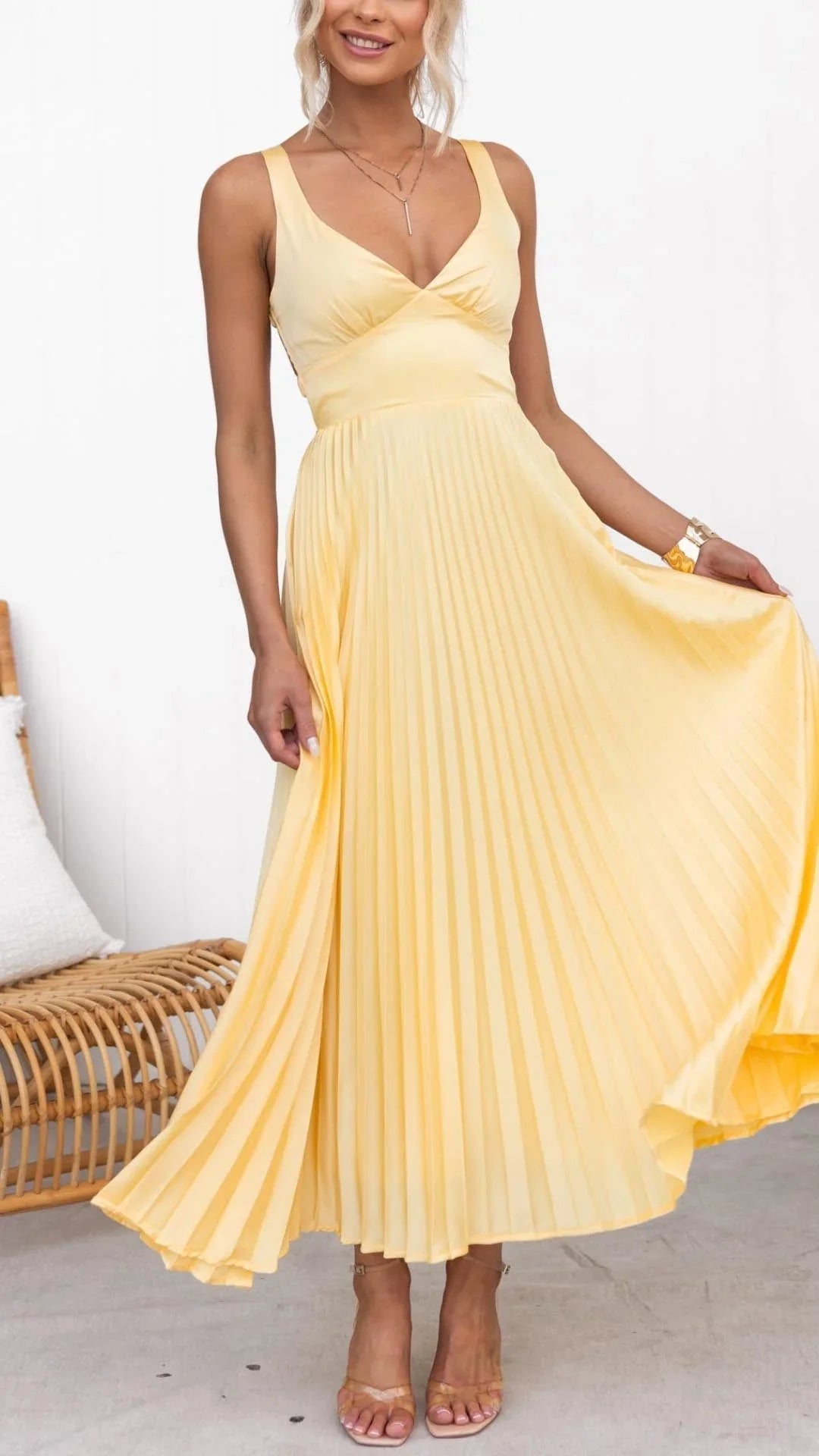 Eudora | Women's Pleated V-Neck Maxi Sundress