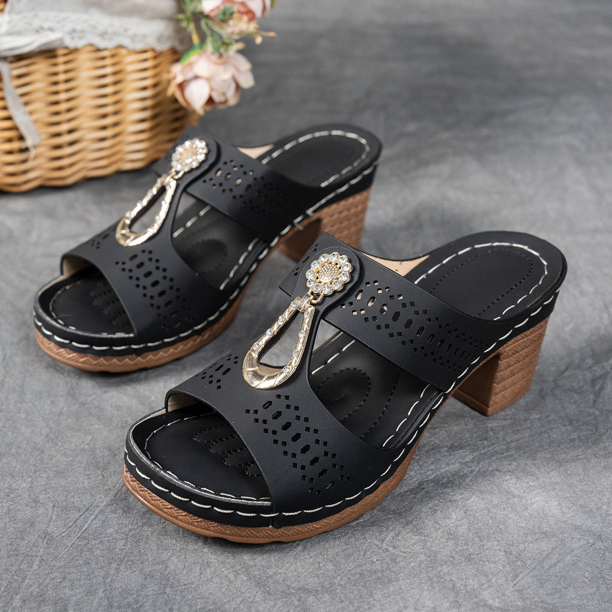 Colm | Women's Perforated Medallion Block Heel Mules