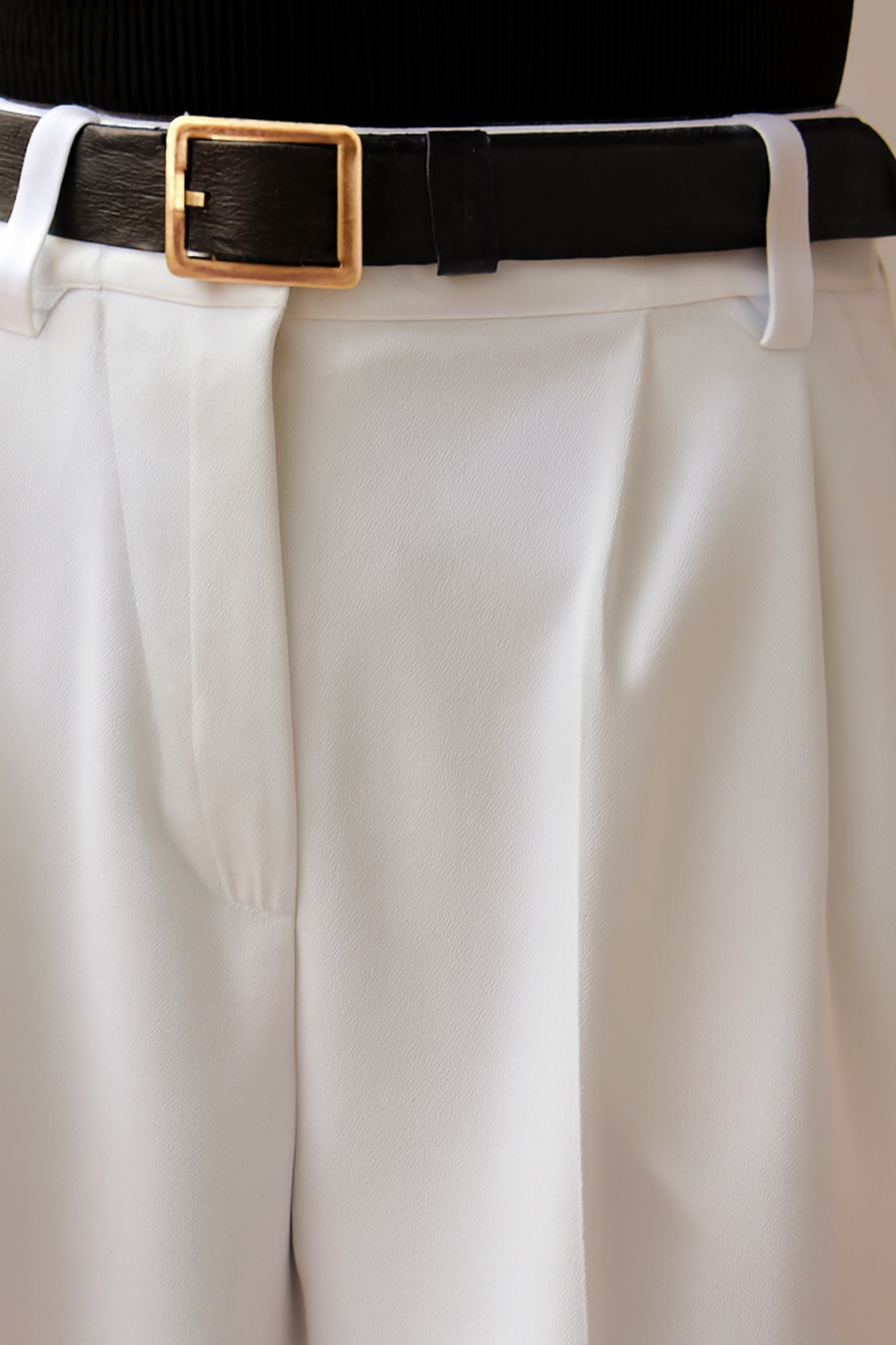 Corisande | Women's High Waist Pleated Trousers
