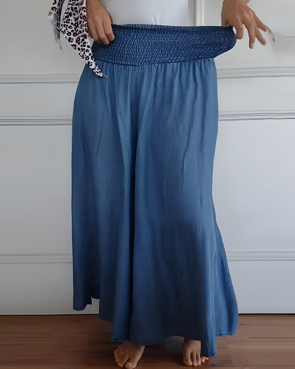 Reeve | Women's Smocked Elastic Waist Wide Leg Trousers