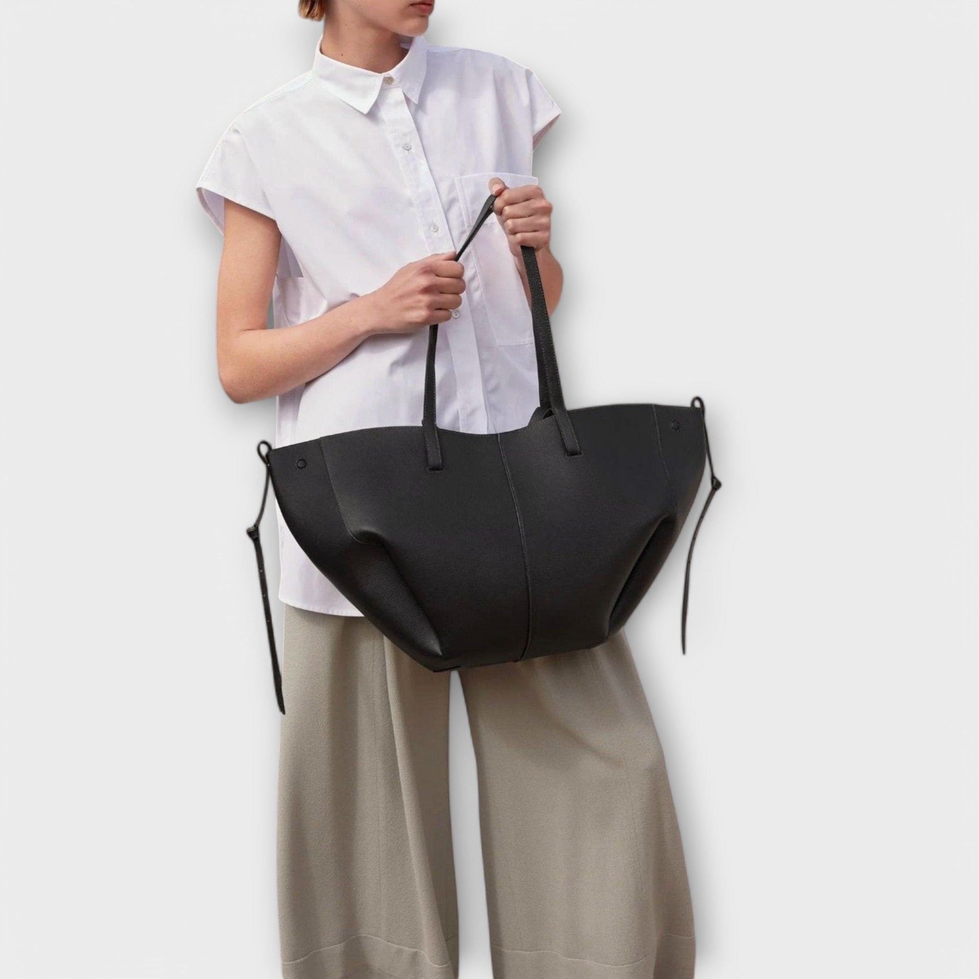 Gunnhild | Women's Oversized Tote Bag
