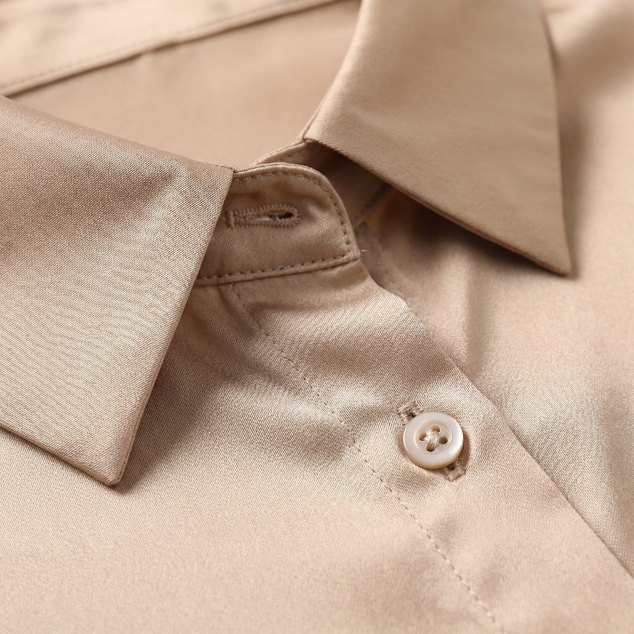 Elira | Women's Satin Button-Up Blouse