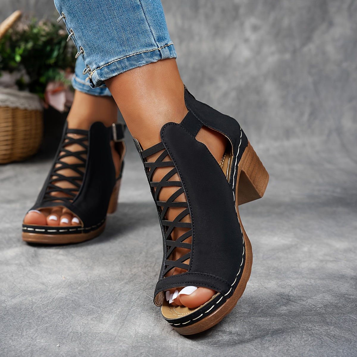 Lucretia | Women's Cut-Out Buckle Block Heel Sandals