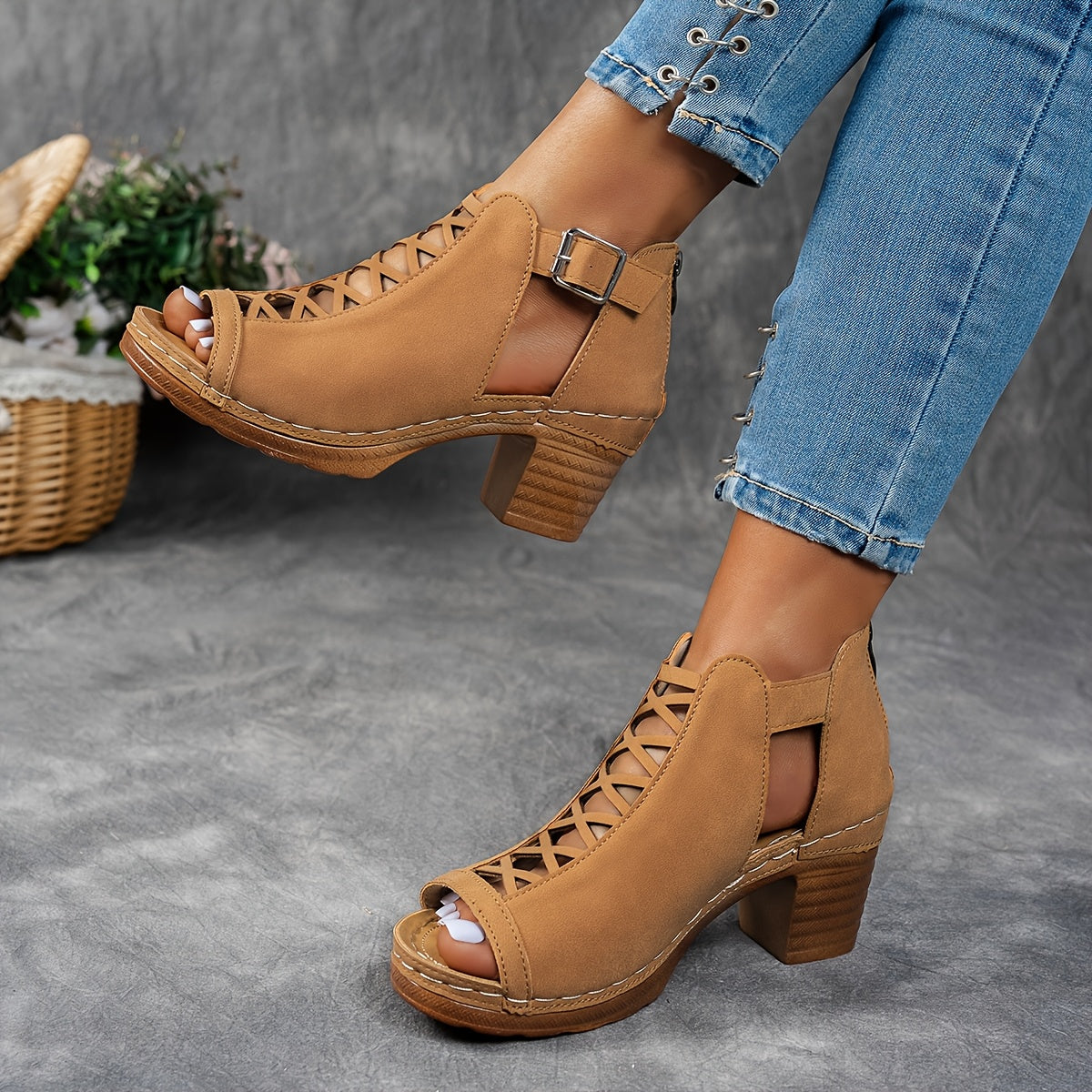 Lucretia | Women's Cut-Out Buckle Block Heel Sandals