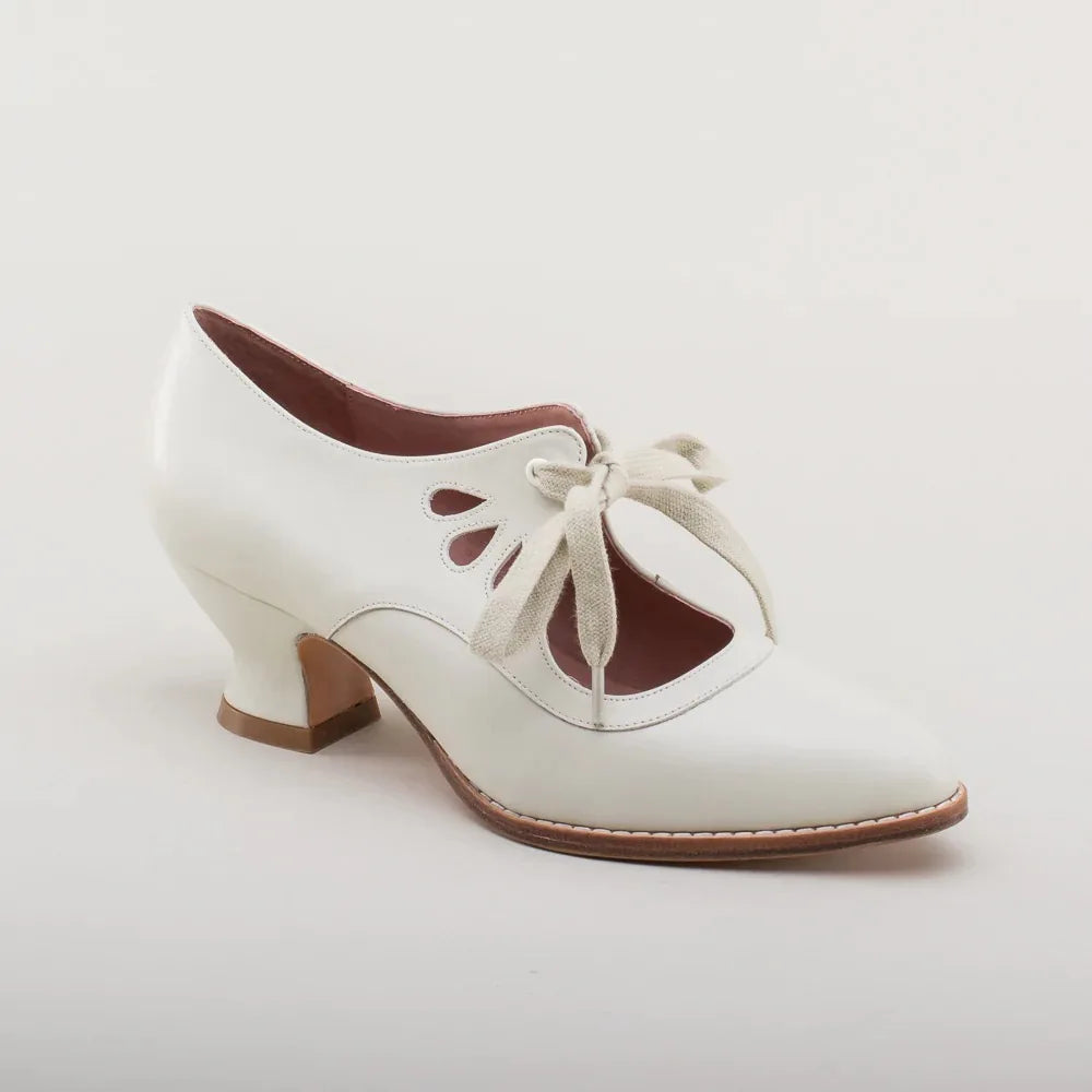 Phineas | Women's Lace-Up Cut-Out Low Block Heel Mary Janes